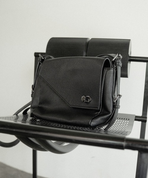 cii(シー)の「CROSS BODY BAG / クロスボディバッグ(ショルダーバッグ・メンズ・ブラック・FREE)」の7枚目の写真