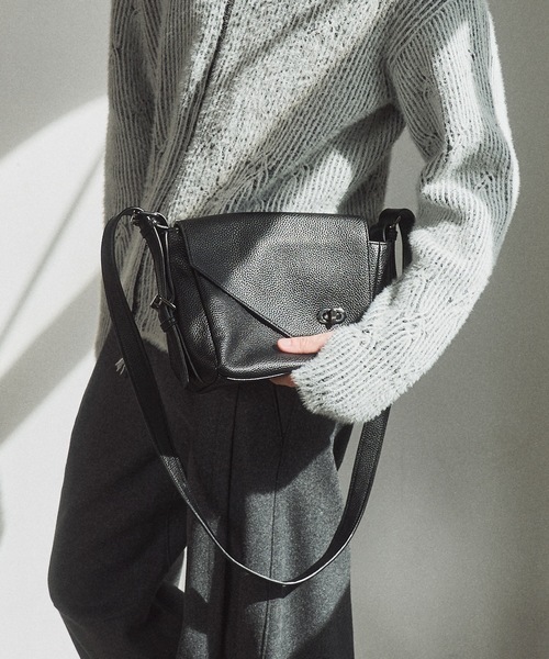 cii(シー)の「CROSS BODY BAG / クロスボディバッグ(ショルダーバッグ・メンズ・ブラック・FREE)」の3枚目の写真