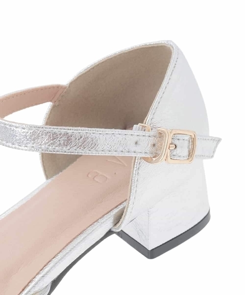 a.v.v(アーヴェヴェ)の「セパレートパンプス(その他シューズ・レディース・ブラック/シルバー/ベージュ・22.5/23.5/24.5)」の4枚目の写真