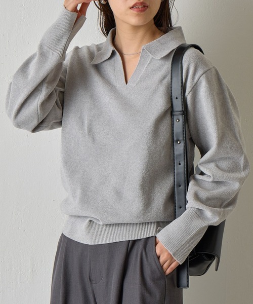 COLONY 2139（コロニートゥーワンスリーナイン）の「ベロアモールスキッパーポロニット（ニット/セーター・レディース・グレー/ブルー/レッド/ベージュ/ブラック・FREE）」の2枚目の写真