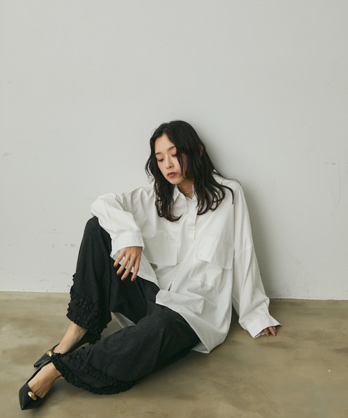 Lunea（ルネア）の「ビッグポケットデザインオーバーシャツ（シャツ/ブラウス・レディース・ブラック/ホワイト・FREE）」の17枚目の写真