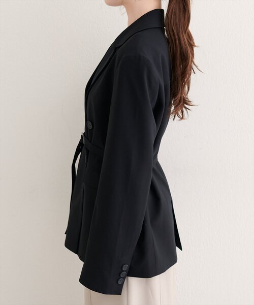 natural couture（ナチュラルクチュール）の「ベルト付きロングテーラージャケット（テーラードジャケット・レディース・ブラック/ブラウン/チャコールグレー・FREE）」の8枚目の写真