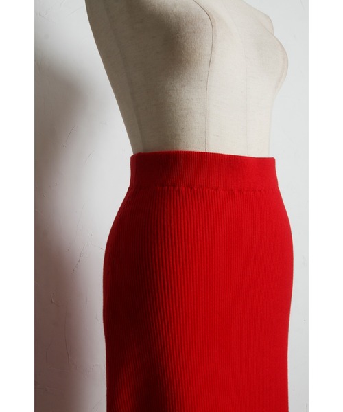 &. NOSTALGIA（アンドドットノスタルジア）の「バックスリットタイトスカート（スカート・レディース・レッド/ブラック・M）」の6枚目の写真