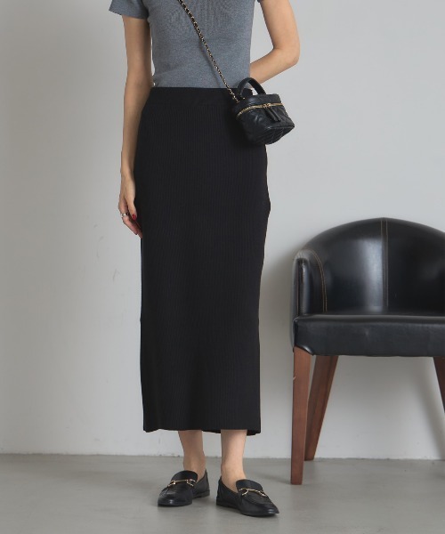 &. NOSTALGIA（アンドドットノスタルジア）の「バックスリットタイトスカート（スカート・レディース・レッド/ブラック・M）」の22枚目の写真