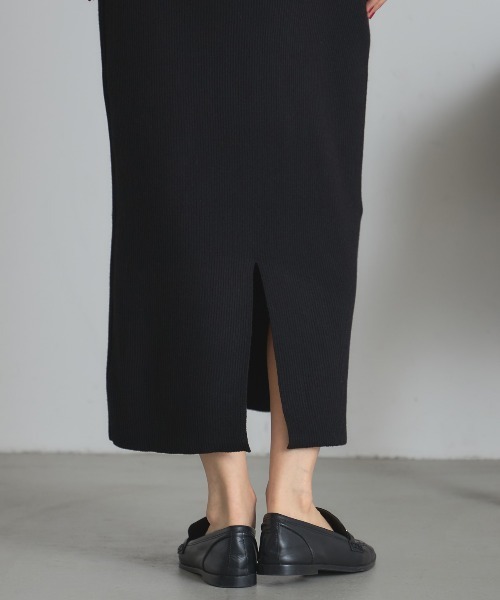 &. NOSTALGIA（アンドドットノスタルジア）の「バックスリットタイトスカート（スカート・レディース・レッド/ブラック・M）」の19枚目の写真