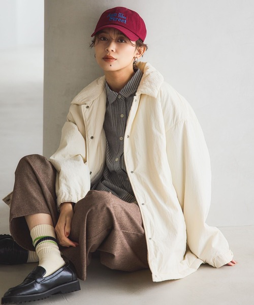 studio CLIP（スタディオクリップ）の「中綿コーチジャケット[プチサイズあり]（その他アウター・レディース・オフホワイト/ブラック・FREE/PF）」の3枚目の写真