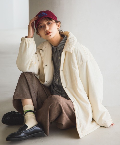 studio CLIP（スタディオクリップ）の「中綿コーチジャケット[プチサイズあり]（その他アウター・レディース・オフホワイト/ブラック・FREE/PF）」の4枚目の写真