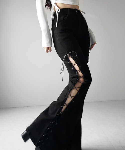 me+em select(ミームセレクト)の「【 新サイズ追加4size/2color 】レースアップカットアウトストレッチフレアデニム / lace up cutout stretch flare denim(デニムパンツ・レディース・ブラック/ブルー・SMALL/LARGE/MEDIUM/X-SMALL)」の18枚目の写真