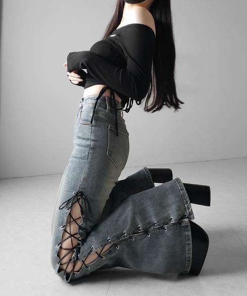 me+em select(ミームセレクト)の「【 新サイズ追加4size/2color 】レースアップカットアウトストレッチフレアデニム / lace up cutout stretch flare denim(デニムパンツ・レディース・ブラック/ブルー・SMALL/LARGE/MEDIUM/X-SMALL)」の14枚目の写真