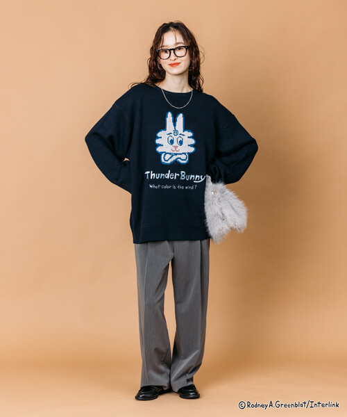 週末限定値下げ！新品スター・ウォーズ グラフィック ニット(サイズ46) 大きいサイズ かるfuwaビッグシルエットロゴニットプルオーバー（型