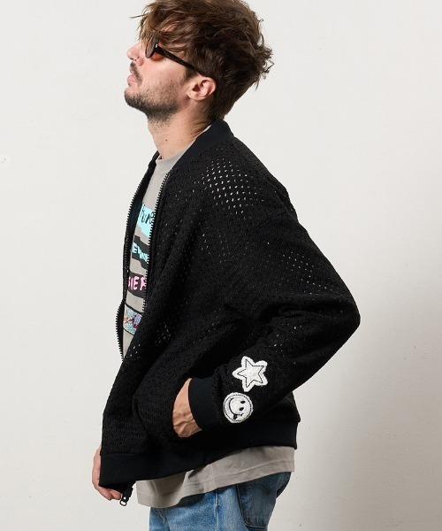 STUD MUFFIN(スタッドマフィン)の「mj11232-コットンラッセルメッシュ ハンドニットワッペンビックジップブルゾン(614-09217)(ブルゾン・メンズ・ベージュ/ブラック・2/3/4)」の1枚目の写真