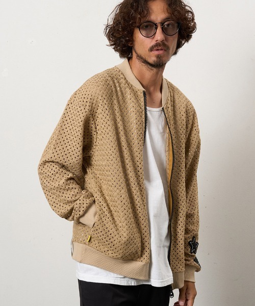 STUD MUFFIN(スタッドマフィン)の「mj11232-コットンラッセルメッシュ ハンドニットワッペンビックジップブルゾン(614-09217)(ブルゾン・メンズ・ベージュ/ブラック・2/3/4)」の7枚目の写真