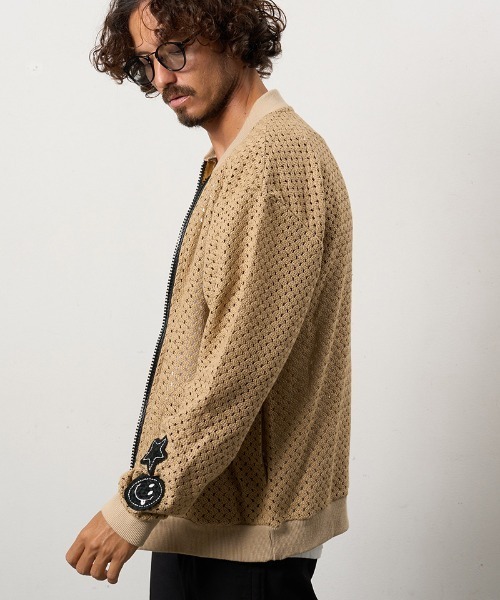 STUD MUFFIN(スタッドマフィン)の「mj11232-コットンラッセルメッシュ ハンドニットワッペンビックジップブルゾン(614-09217)(ブルゾン・メンズ・ベージュ/ブラック・2/3/4)」の9枚目の写真