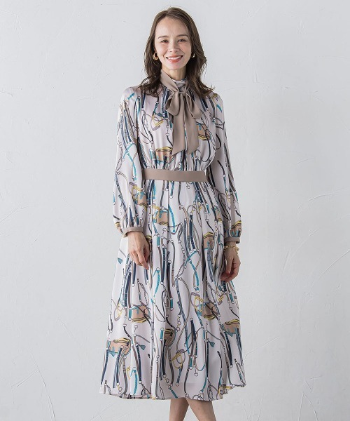 Viaggio Blu（ビアッジョブルー）の「馬具プリントワンピース≪手洗い可能≫（ワンピース・レディース・オフホワイト/ブルー・M/L/S/XS）」の7枚目の写真