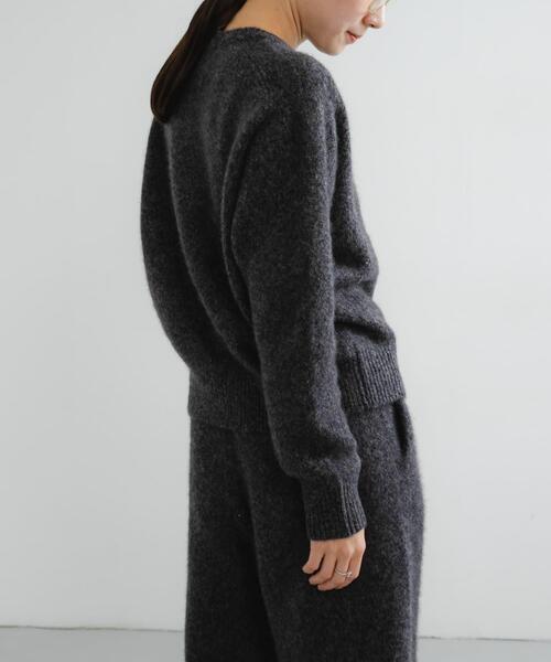 URBAN RESEARCH(アーバンリサーチ)の「new basic CASHMERE SILK MOULINE CREW-NECK KNIT(ニット/セーター・レディース・グレー系その他/ブラウン系その他・FREE)」の15枚目の写真