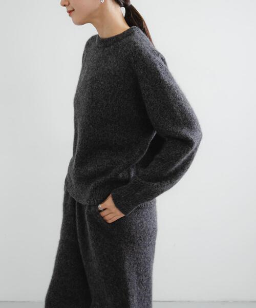 URBAN RESEARCH(アーバンリサーチ)の「new basic CASHMERE SILK MOULINE CREW-NECK KNIT(ニット/セーター・レディース・グレー系その他/ブラウン系その他・FREE)」の14枚目の写真
