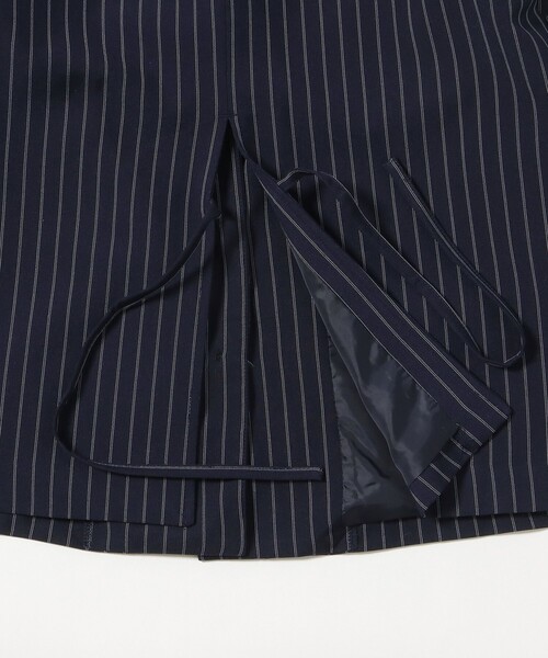 BEAMS HEART（ビームスハート）の「ピンストライプ リボン ジャケット（テーラードジャケット・レディース・グレー/ネイビー・FREE）」の13枚目の写真