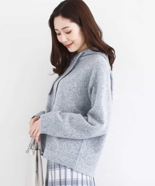 MK MICHEL KLEIN（エムケーミッシェルクラン）の「クロップド丈ニットフーディー/洗える（ニット/セーター・レディース・ベージュ/グレー/アイボリー・38）」の12枚目の写真