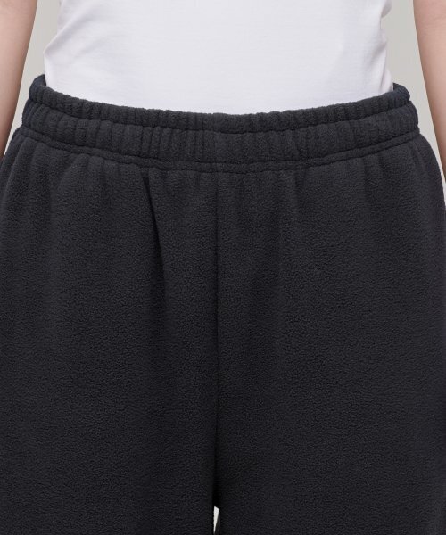 MUSINSA STANDARD WOMAN（ムシンサスタンダードウーマン）の「ウィメンズポーラフリースバリアブルラウンジスウェットパンツ[ダークグレー]（スウェットパンツ・レディース・その他・SMALL/MEDIUM/LARGE/X-SMALL）」の4枚目の写真