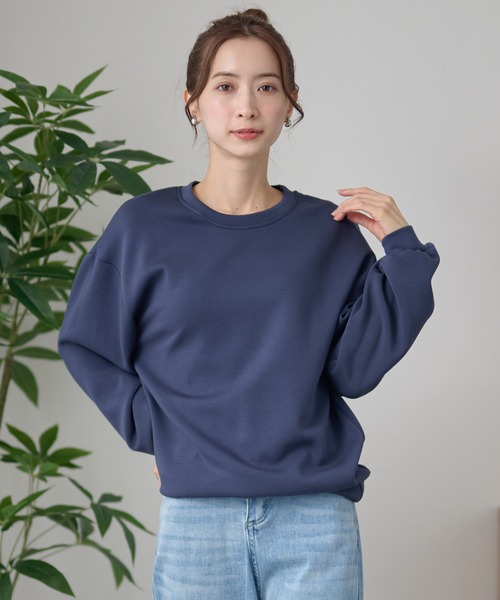 DAYRA(デイラ)の「クルーネック ドロップショルダー 長袖 スウェット プルオーバー(スウェット・レディース・ホワイト/ライトグレー/ブラック/ネイビー・FREE/S)」の21枚目の写真