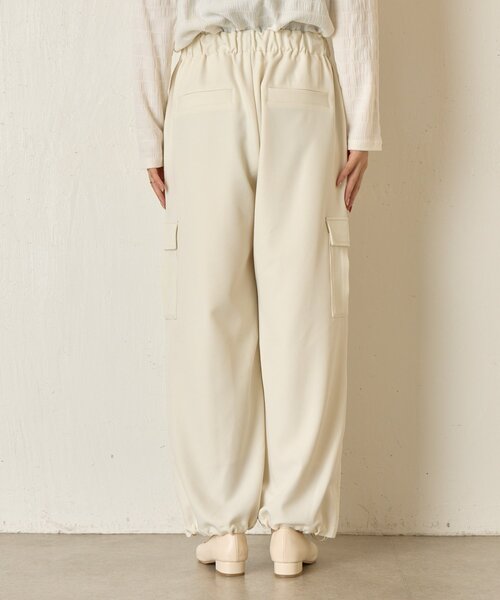 Jena espace merveilleux（ジェナ　エスパスメルヴェイユ）の「パラシュートカーゴパンツ（その他パンツ・レディース・チャコールグレー/アイボリー/ベージュ・FREE）」の13枚目の写真