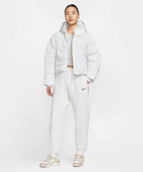 Nike Therma-Fit ダウンジャケット M ホワイト セール】ナイキ スポーツウェア クラシック パファー ウィメンズ