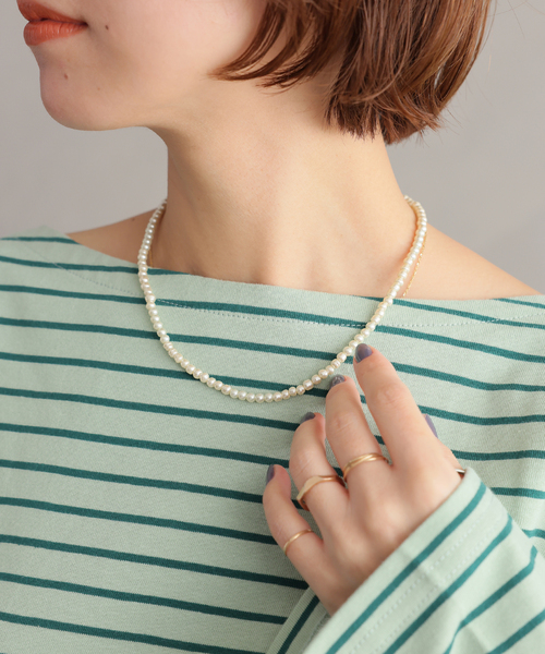 JOURNAL STANDARD relume（ジャーナルスタンダード　レリューム）の「《追加》RELUMEガラスパールネックレス40cm（ネックレス・レディース・ホワイト・FREE）」の2枚目の写真