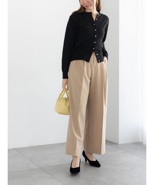 Te chichi(テチチ)の「メタルスクエア釦クルーネックカーディガン(カーディガン/ボレロ・レディース・オフホワイト/シルバー/ゴールド/ピンク/ブラック・F)」の17枚目の写真