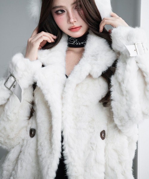 フェイクファーロングコート（チェスターコート）｜VEILA（ヴェイラ