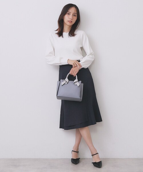 index（インデックス）の「ラメスカラップビジューデザインニット【洗濯機OK】《6col/S～LL》（ニット/セーター・レディース・サックスブルー系7/ネイビー/チャコール/ピンク系1/イエロー系その他/オフホワイト・36/38/40/42）」の11枚目の写真