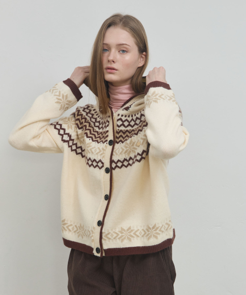 ANOETIC（アノエティック）の「NORDIC HOODIE KNIT CARDIGAN_4COLOR（カーディガン/ボレロ・レディース・ブラック/グレー/アイボリー/Cream・FREE）」の9枚目の写真