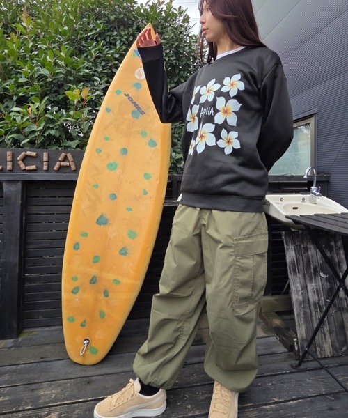 Loco Ocean(ロコオーシャン)の「HAWAII ALOHAプルメリア プリント スウェット(スウェット・レディース・グレー/ブラック・M/L)」の3枚目の写真