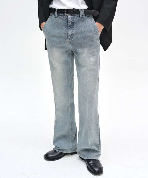 DECET(デケト)の「Dawn Semi Flared Jeans DCPT044YBlueA(デニムパンツ・レディース・その他・28/30/32/34/26)」の2枚目の写真