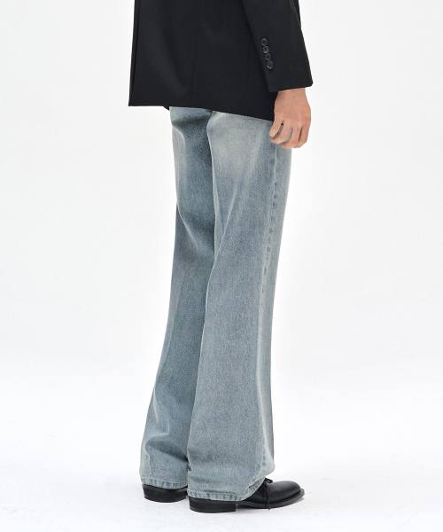 DECET(デケト)の「Dawn Semi Flared Jeans DCPT044YBlueA(デニムパンツ・レディース・その他・28/30/32/34/26)」の6枚目の写真