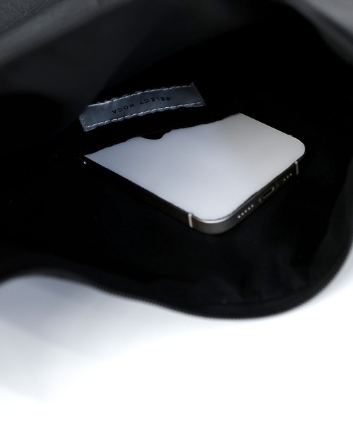 select MOCA（セレクトモカ）の「フェイクレザービッグホーボーバッグ（ショルダーバッグ・レディース・ブラウン/ブラック・FREE）」の22枚目の写真