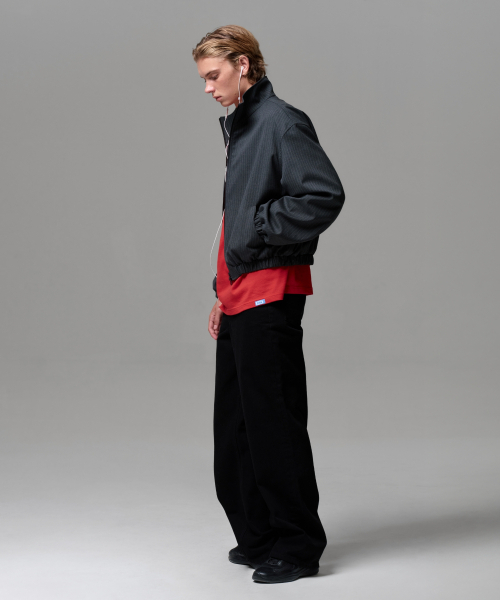 ERA(エラ)の「MEN ERA STRAIGHT FIT DENIM PANTS - BLACK(デニムパンツ・メンズ・ブラック・MEDIUM/LARGE)」の5枚目の写真