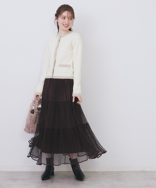 index(インデックス)の「フェザーバイカラークルーネックカーディガン【洗濯機OK】(カーディガン/ボレロ・レディース・ブラック系4/ホワイト系7/ベージュ系その他7/サックスブルー系4・36/38/40/42)」の22枚目の写真