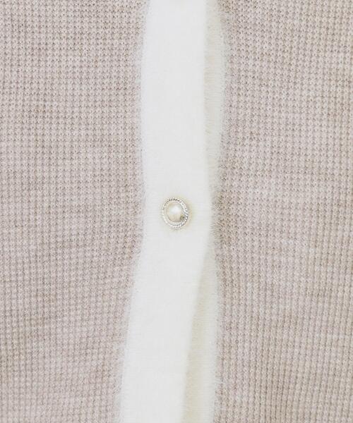 index(インデックス)の「フェザーバイカラークルーネックカーディガン【洗濯機OK】(カーディガン/ボレロ・レディース・ブラック系4/ホワイト系7/ベージュ系その他7/サックスブルー系4・36/38/40/42)」の12枚目の写真