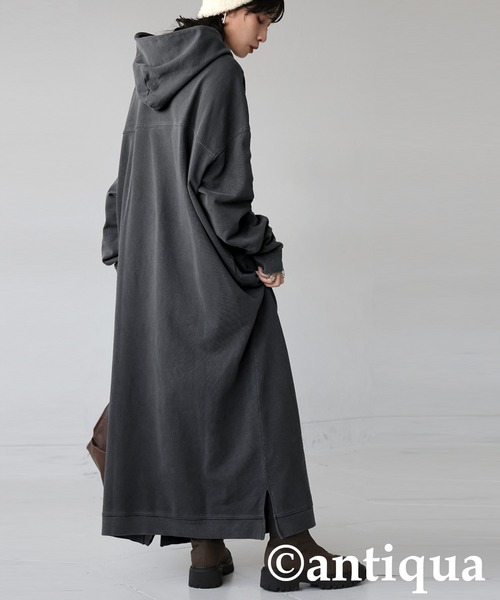 antiqua(アンティカ)の「フード付き ロングワンピース(ワンピース・レディース・ブラック/スミクロ・ONESIZE)」の12枚目の写真