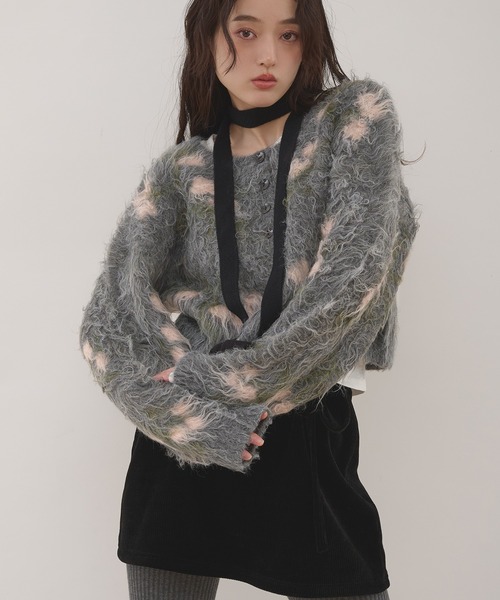 MUHET（ミュエータ）の「shaggy flower henry neck knit / シャギー花柄ヘンリーニット（ニット/セーター・レディース・ブラウン/チャコールグレー・FREE）」の6枚目の写真