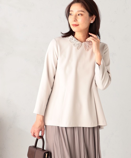 GALLORIA(ギャローリア)の「【洗濯機で洗える】襟レースブラウス(シャツ/ブラウス・レディース・ネイビー/ライトベージュ・L/LL/M/S)」の2枚目の写真