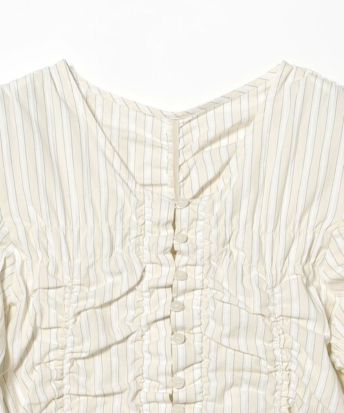 Ray BEAMS（レイビームス）の「ストライプ シャーリング Vネック ブラウス（シャツ/ブラウス・レディース・ブルー/オフホワイト・ONE SIZE）」の17枚目の写真