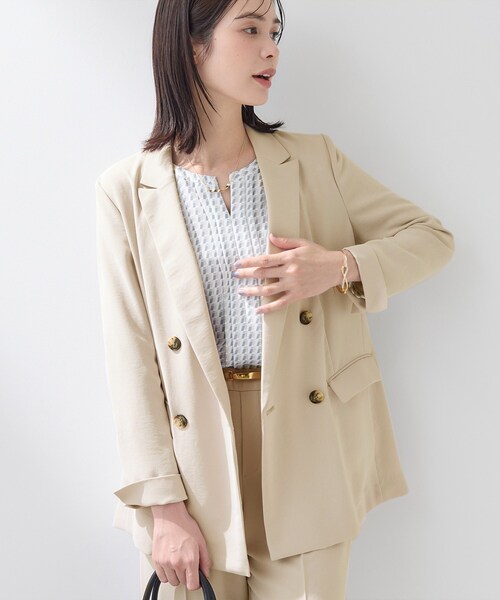 INDIVI（インディヴィ）の「【洗える／多機能／SETUP可】着る日傘ダブルジャケット（テーラードジャケット・レディース・ライトグレー系5/ベージュ/ネイビー/サックスブルー/ブラック・40/38/36/15 /13/03/05/19）」の3枚目の写真