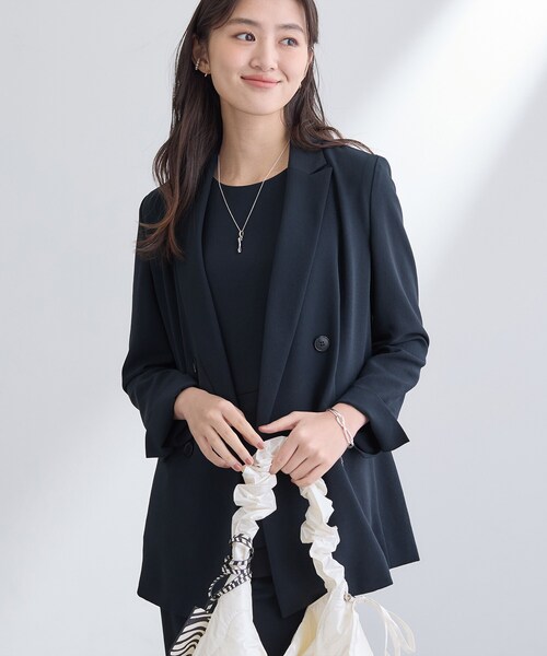 INDIVI（インディヴィ）の「【洗える／多機能／SETUP可】着る日傘ダブルジャケット（テーラードジャケット・レディース・ライトグレー系5/ベージュ/ネイビー/サックスブルー/ブラック・40/38/36/15 /13/03/05/19）」の16枚目の写真