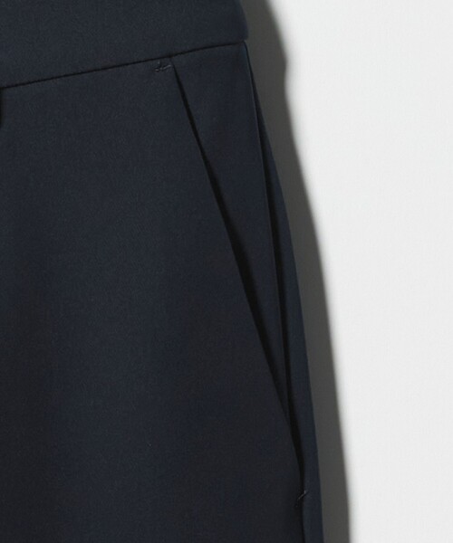 UNITED ARROWS（ユナイテッドアローズ）の「フレアパンツ（スラックス・レディース・ネイビー/ブラック・38/40/36）」の6枚目の写真