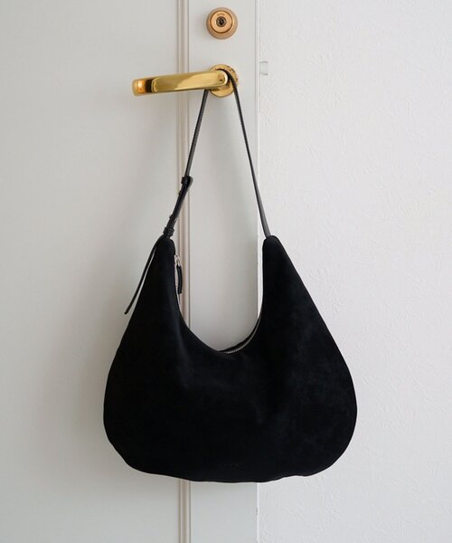 CAPRICIEUX LE'MAGE（カプリシューレマージュ）の「ハーフラウンドヌバックショルダー（ショルダーバッグ・レディース・ブラック/キャメル/ブラウン・FREE）」の2枚目の写真