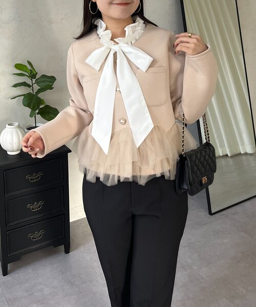 prose verse（プロズヴェール）の「チュールフリルダンボールVネックジャケット（その他アウター・レディース・ベージュ/ブラック・MEDIUM/LARGE）」の20枚目の写真