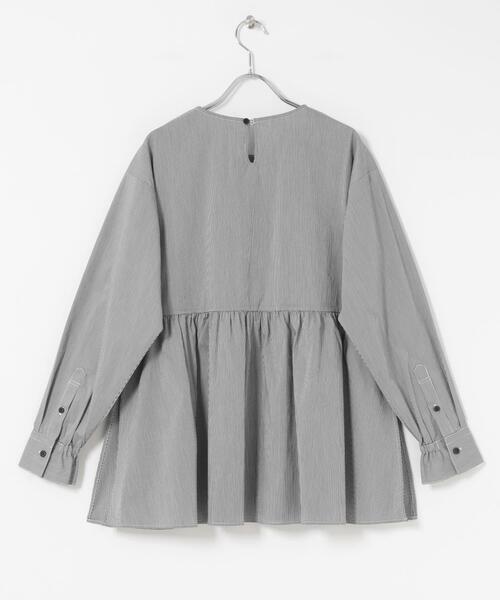 ITEMS URBANRESEARCH(アイテムズ アーバンリサーチ)の「『UVカット/吸水速乾』ギャザーペプラムブラウス(楽着シリーズ)(シャツ/ブラウス・レディース・ブラック/チェック/ホワイト・FREE)」の10枚目の写真