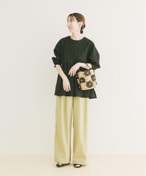 ITEMS URBANRESEARCH(アイテムズ アーバンリサーチ)の「『UVカット/吸水速乾』ギャザーペプラムブラウス(楽着シリーズ)(シャツ/ブラウス・レディース・ブラック/チェック/ホワイト・FREE)」の4枚目の写真