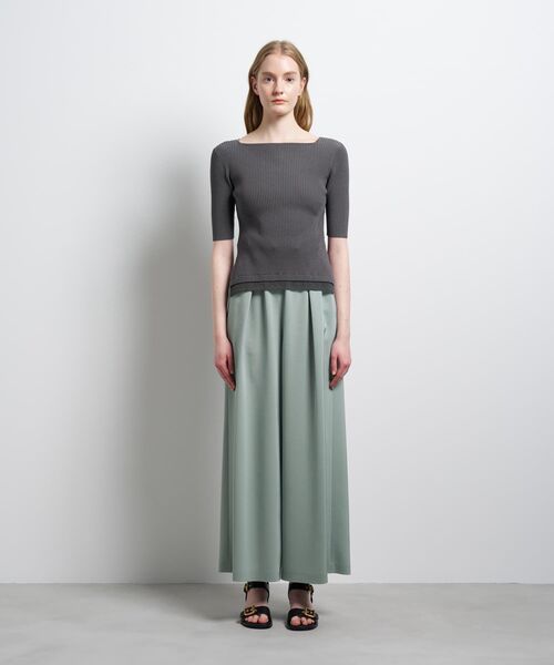 LANVIN en Bleu（ランバンオンブルー）の「スクエアネックリブニット（ニット/セーター・レディース・グレー/イエロー/ブラック・38）」の4枚目の写真